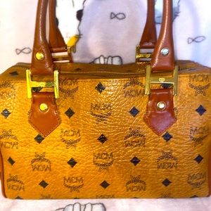 !!!SOLD !!! ♥️ AUTHENTIC VINTAGE MCM 🧡